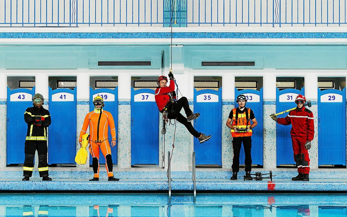 Dans leur calendrier 2026, les pompiers de Rennes font un clin d'œil à l'histoire