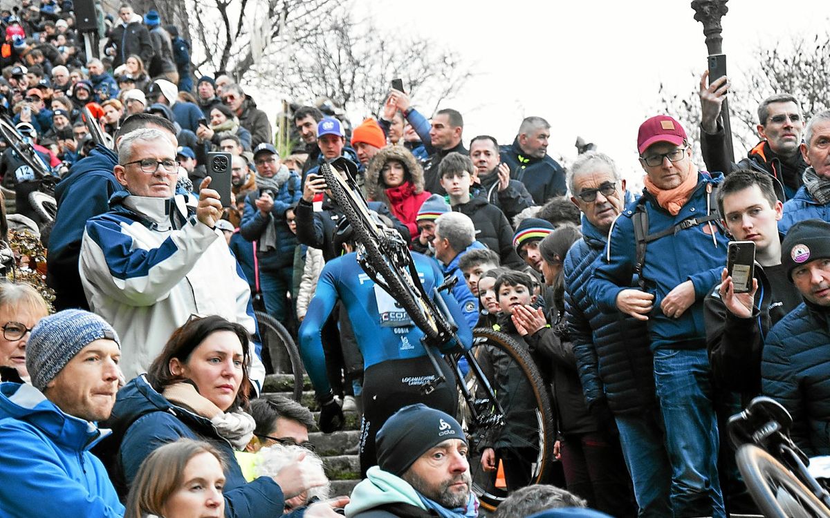 Cyclo-cross de Lannion, « ça donne bien » en haut des marches de Brélévenez [En images]