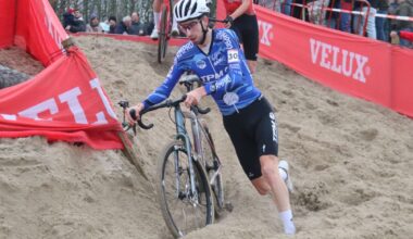 Matéo Jot bute sur une marche - Actualité