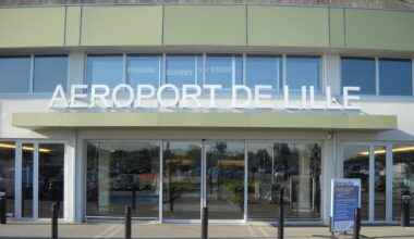 Blessée par la chute d’une voyageuse à l’aéroport de Lille, une passagère lance un appel à témoins