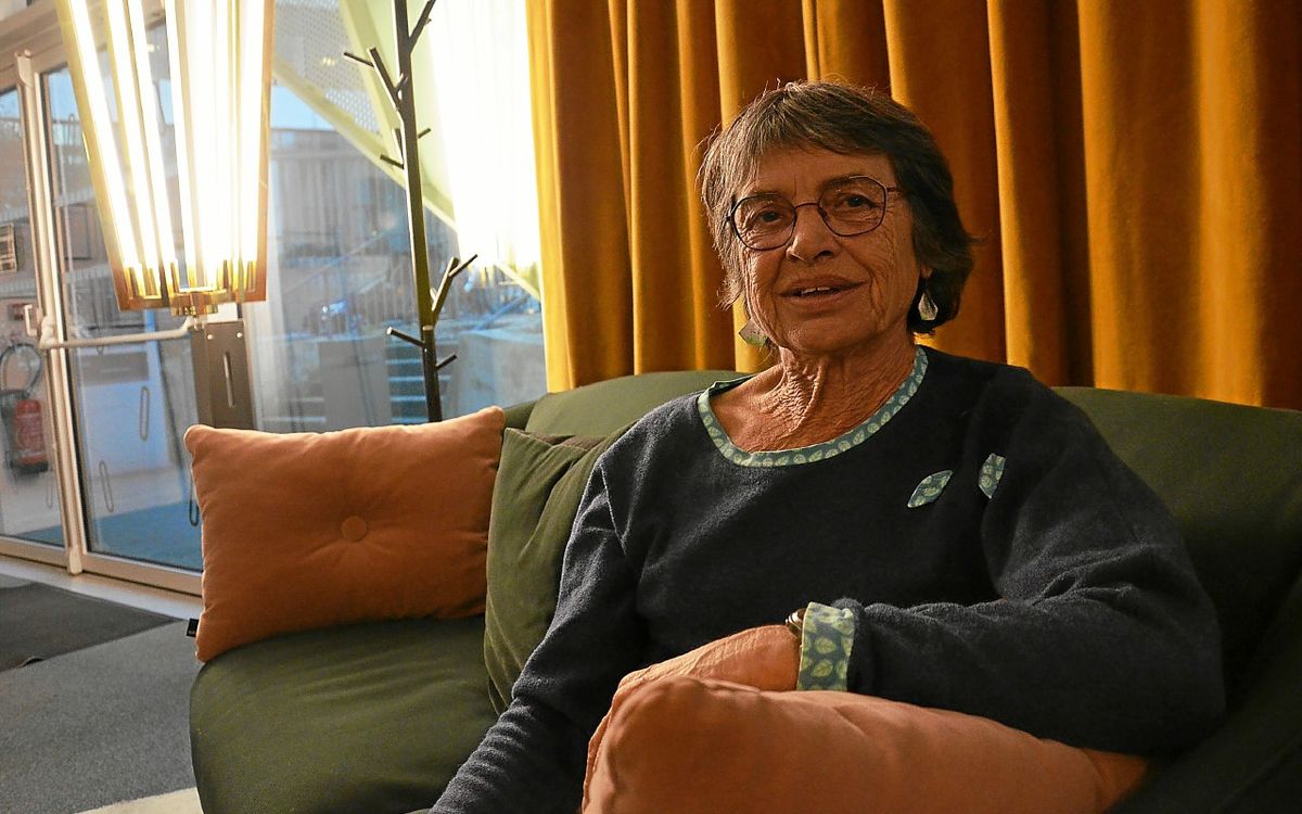 « On a érigé un barrage de caddies » : ancienne caissière au centre Alma, elle a mené l’une des grèves les plus emblématiques de l’histoire de Rennes