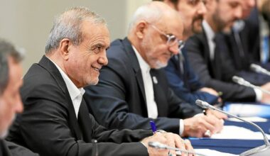 États-Unis, Israël et Européens mènent une « guerre totale » contre l’Iran, accuse son président