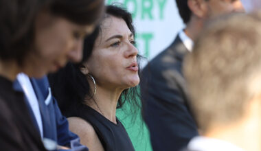 Nathalie Perrin-Gilbert s'interroge après l’explosion de Saint-Fons