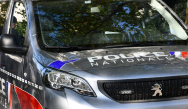 une dispute dégénère dans un appartement, un jeune homme grièvement touché par arme blanche