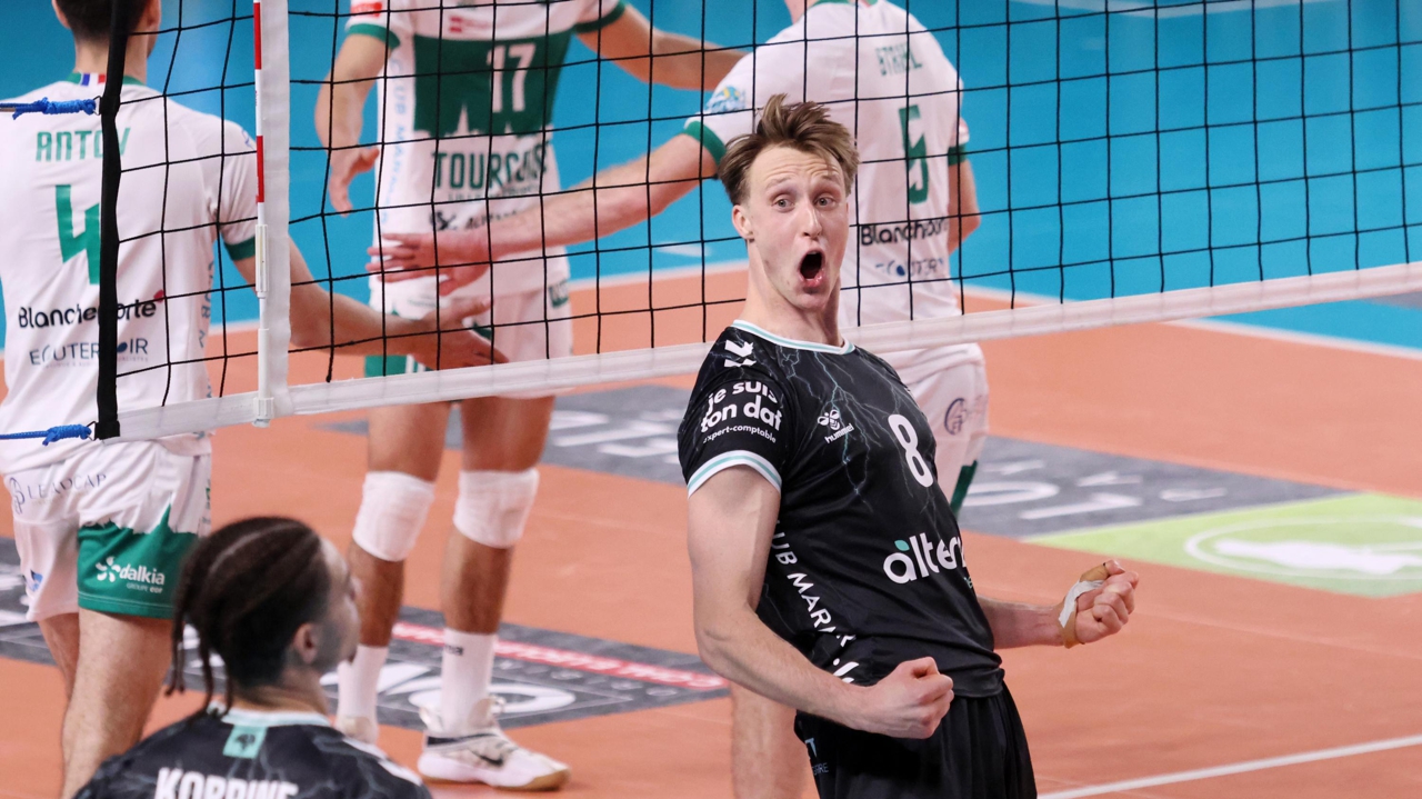 DIRECT. Après avoir égalisé face au leader, l'Alterna Stade Poitevin s'incline face à Tourcoing au tie-break