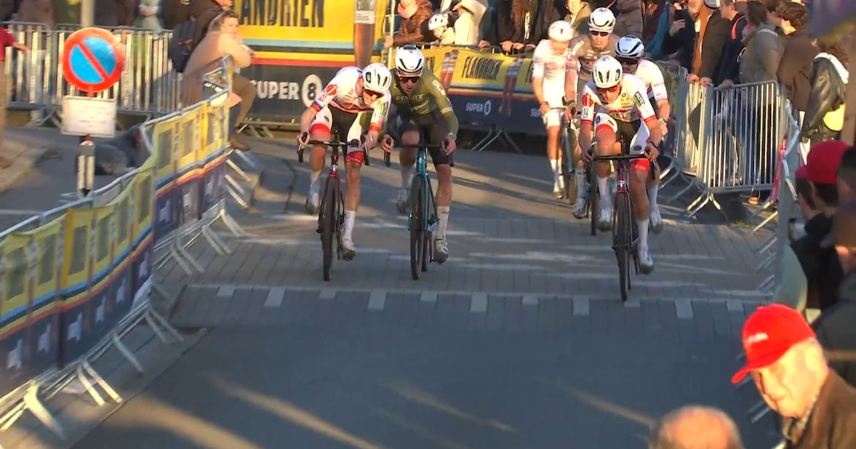 Michael Vanthourenhout et Ryan Kamp se chamaillent durant le cyclo-cross de Courtrai : "Je ne me laisse pas faire"