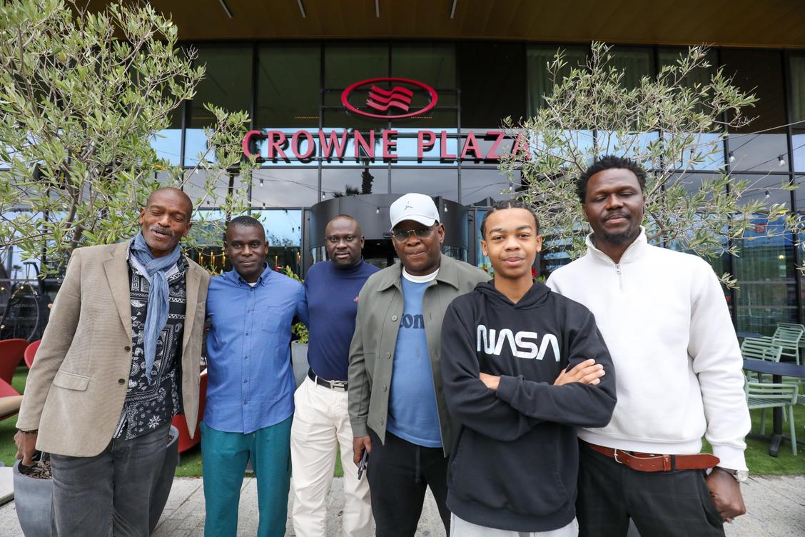 60 passagers d’un vol pour le Sénégal, bloqués depuis trois jours à Nice, passeront le réveillon de Noël à l’hôtel