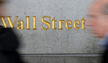 Wall Street vue en ordre dispersé, l'Europe vers une 3ème semaine de gains - 12/12/2025 à 13:28