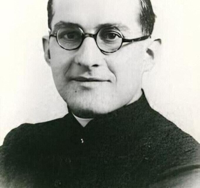 L'abbé Maurice Rondeau sera béatifié samedi 13 décembre 2025 à Notre-Dame de Paris.