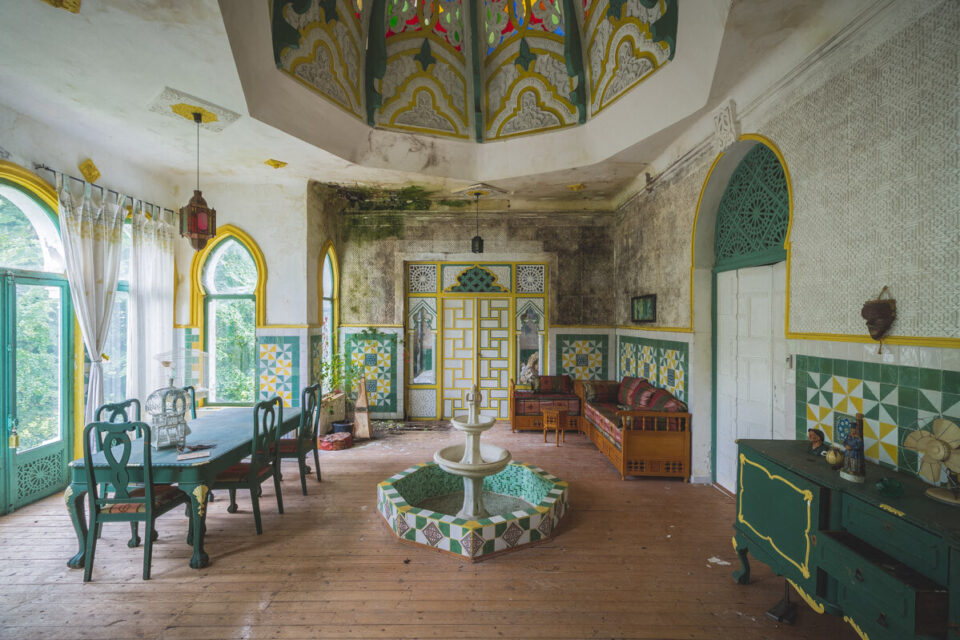 L'intérieur d'un château, photographié par Florent Devauchel.