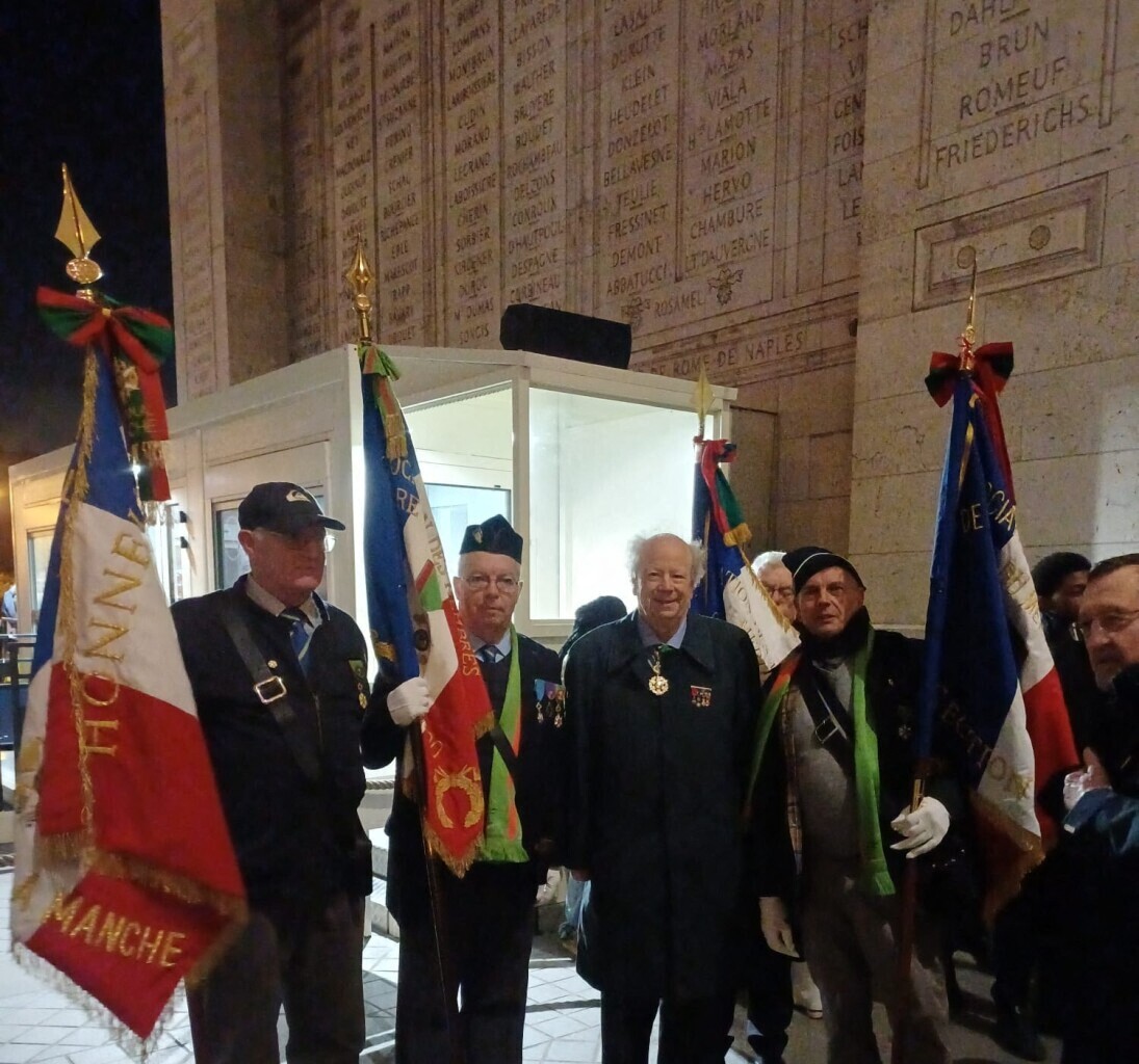 Un agriculteur retraité de la Manche participe à la cérémonie de ravivage de la flamme à l’Arc de Triomphe