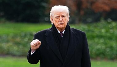 «Barack Hussein Obama», «Sleepy Joe» Biden, élection de 2020 volée... Donald Trump franchit un nouveau palier dans l'insulte contre ses prédécesseurs