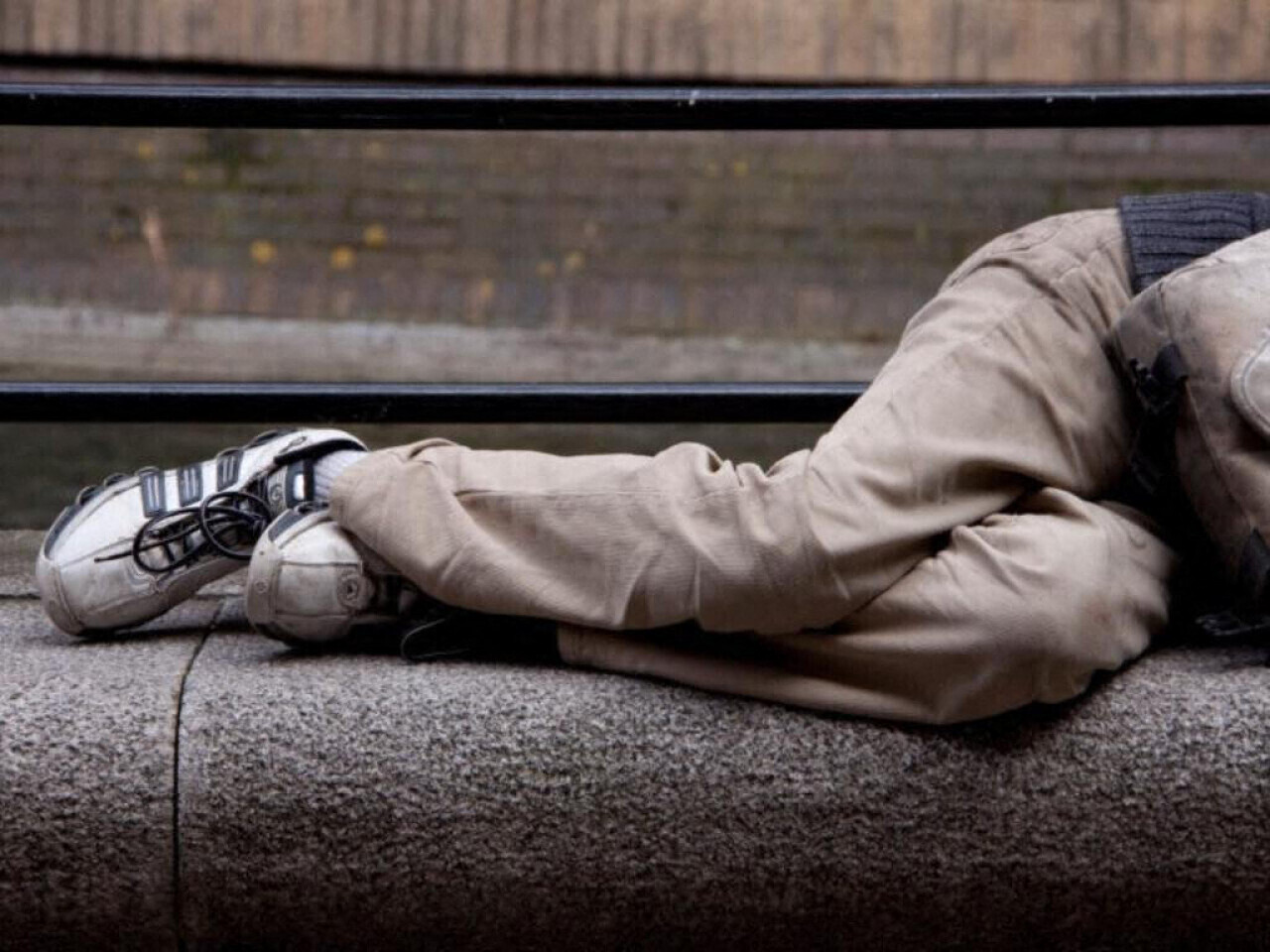 un SDF retrouvé mort dans la rue cette nuit