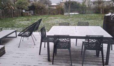 Rennes se réveille sous la neige en ce matin de Noël