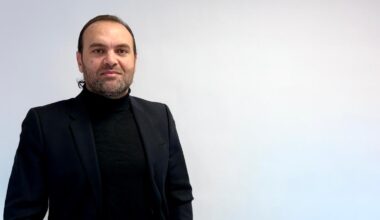 ancien journaliste à Damas, Rami Nofal, tente en vain d’obtenir le droit d’asile pour « vivre dignement »