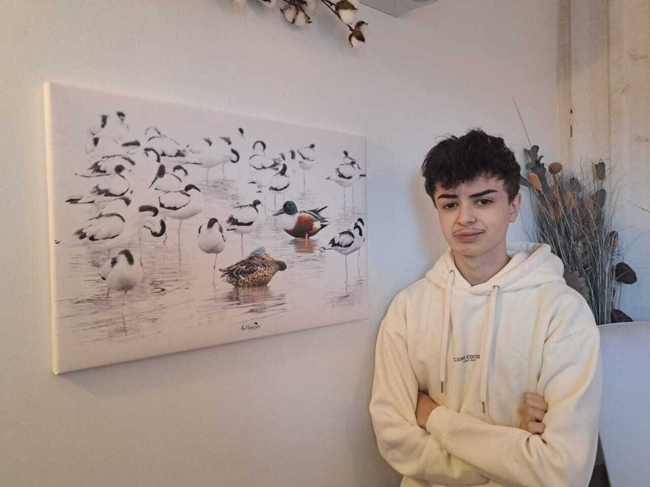 Ce photographe de 16 ans dévoile son univers près de Marmande après avoir traversé l'enfer