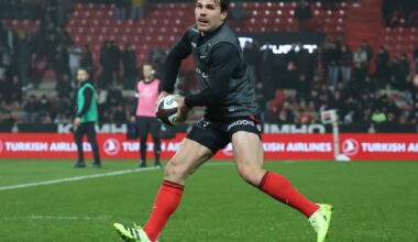 Toulouse : Mola fait un choix osé pour Dupont... chaîne, compos