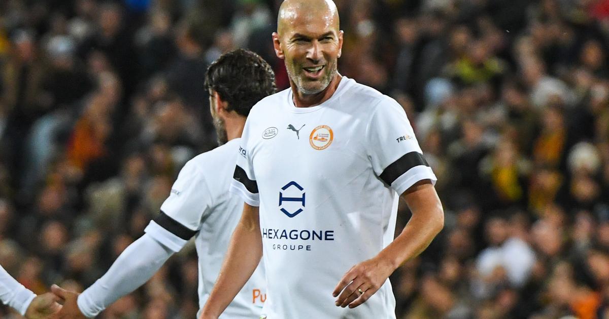 Zinédine Zidane de retour sur la pelouse du Vélodrome à Marseille
