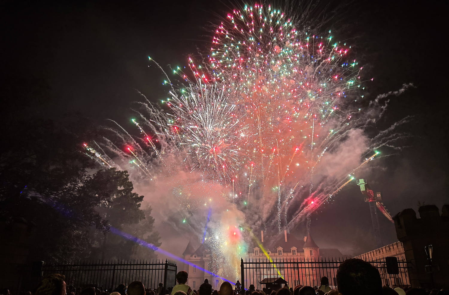 Feu d'artifice du Nouvel An 2026 : qu'est-ce qui est prévu à travers la France ? Découvrez le programme ville par ville