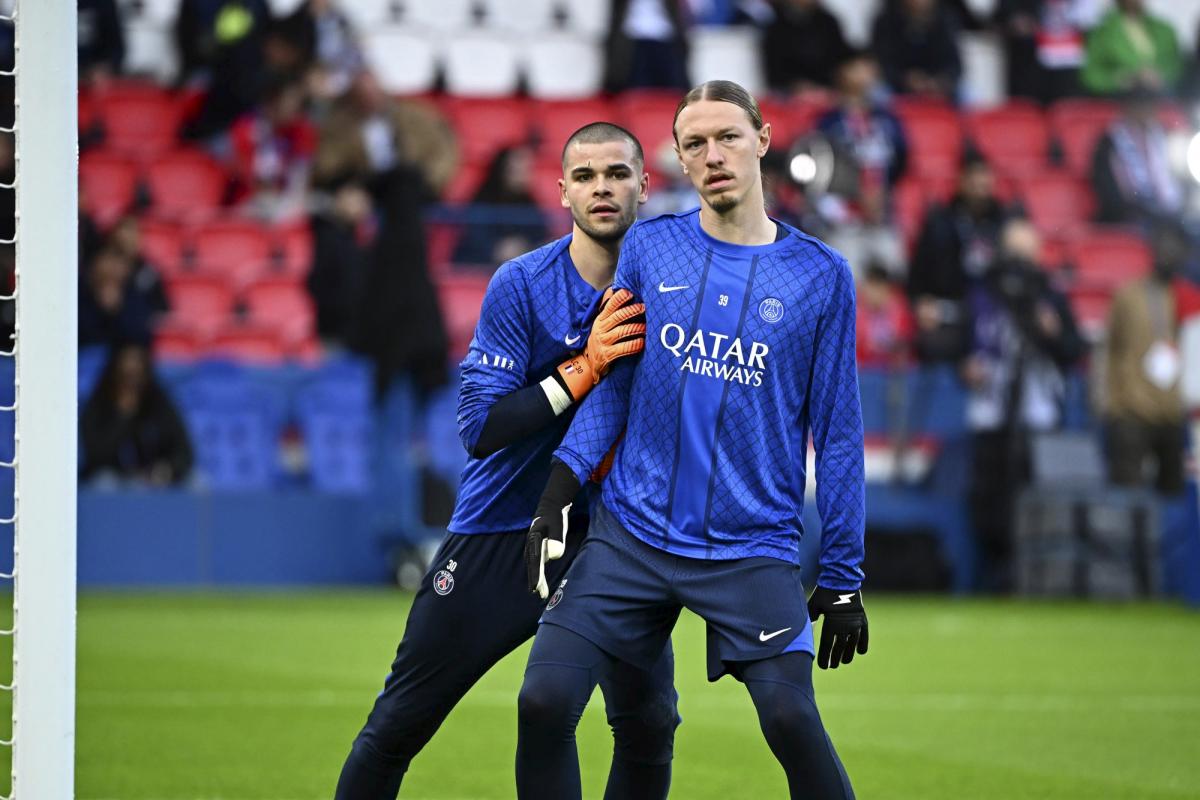 Temps de jeu réduit avec le PSG, statut remis en cause en Russie... Matveï Safonov, probable titulaire face à Rennes, doit prouver qu'il peut concurrencer Lucas Chevalier