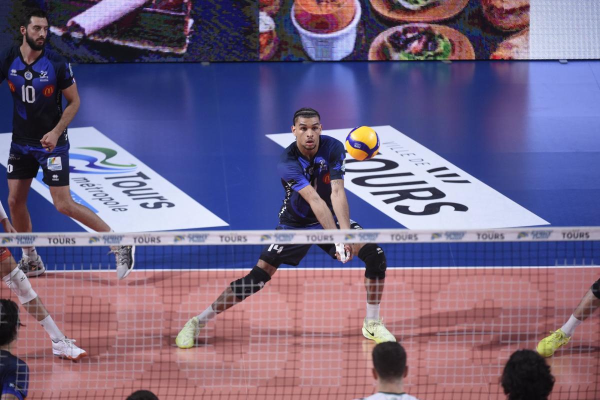 En Marmara SpikeLigue, Tours met fin à la série de Sète et rejoint Tourcoing au classement - L'Équipe