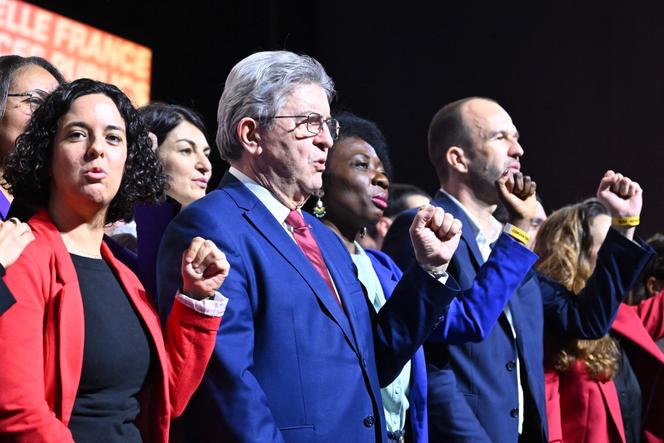 Des cadres de La France insoumise, Manon Aubry, Jean-Luc Mélenchon, Danièle Obono et Manuel Bompard, lors d’un meeting à Aubervilliers (Seine-Saint-Denis), le 23 novembre 2025.