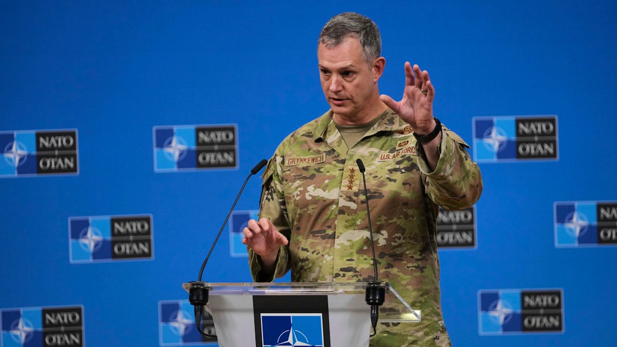 L’OTAN réagit aux menaces hybrides de la Russie et maîtrise la situation en Europe