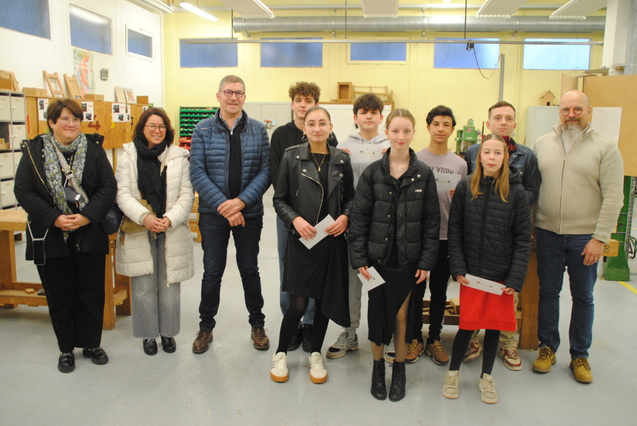 Six élèves du collège de Eu primés à un concours de la Fédération du bâtiment