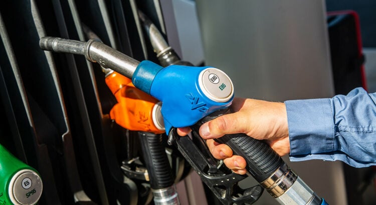 SP 95, 98, E10, E85... Peut-on mélanger les carburants ?