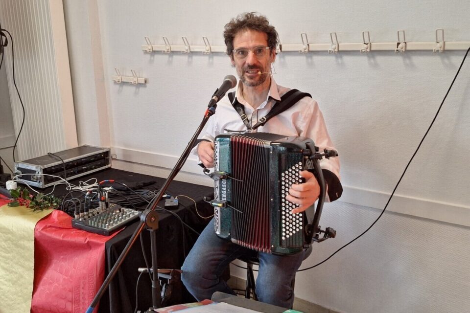 Repas de Noël Petits Frères des Pauvres