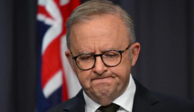 douze morts après une attaque pendant une fête juive sur une plage de Sydney ; le premier ministre dénonce « un acte maléfique, antisémite et terroriste »