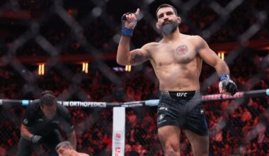 Un combat entre Benoît Saint Denis et Dan Hooker annoncé pour l'UFC 325 fin janvier