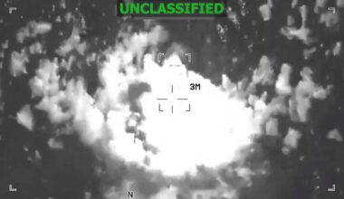 Cinq «narcoterroristes» tués dans deux frappes américaines contre des bateaux dans le Pacifique