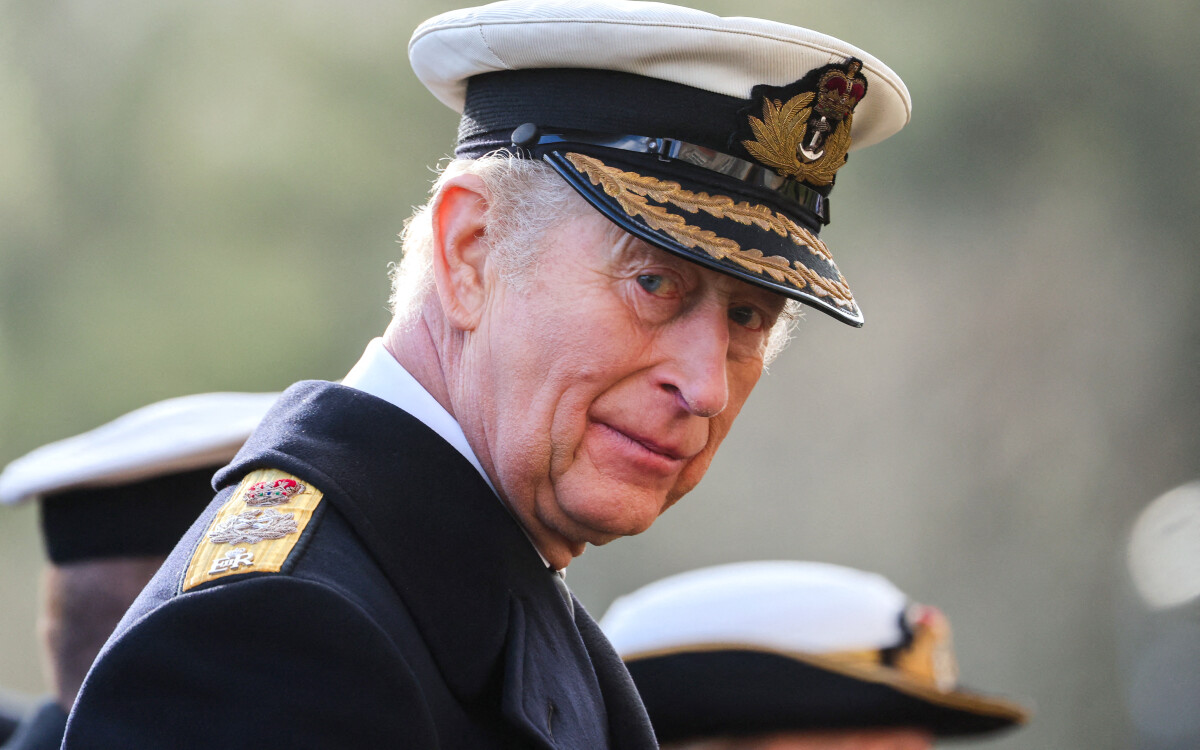 Charles III de retour au Britannia Royal Naval College à Dartmouth, le 19 décembre 2025.