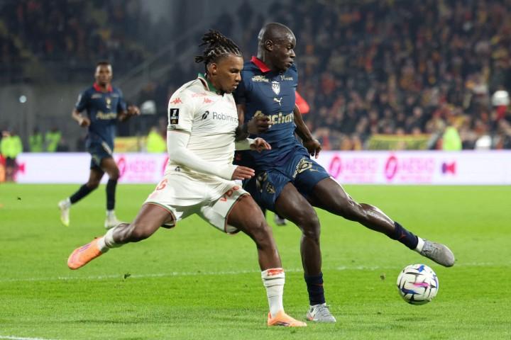 Malang Sarr a été le meilleur Niçois face au triste Gym de Boudaoui.

