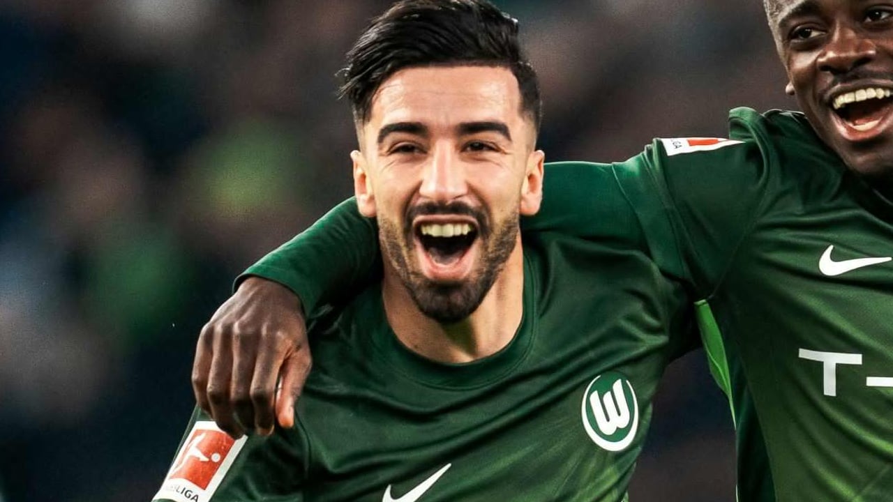 Amoura passeur/buteur et sort sur blessure (vidéo)