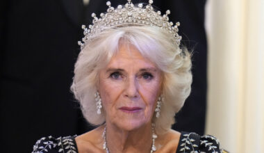 La reine consort d'Angleterre Camilla Parker Bowles lors d'un dîner à la Mansion House à Londres, en l'honneur du travail des institutions civiques de la ville de Londres, le 18 octobre 2023