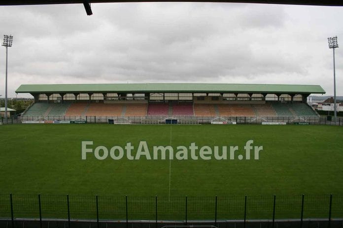 Beauvais (Stade Pierre Brisson) (2)