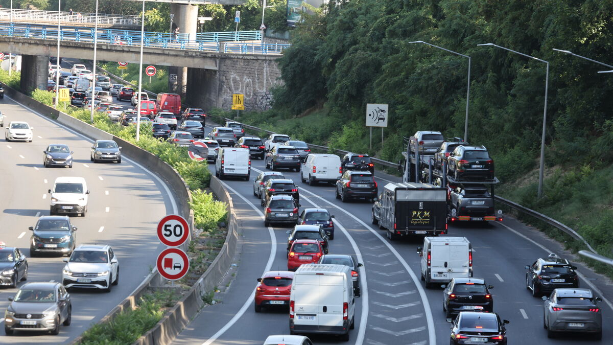 Bison futé de Noël : 24 ou 25 décembre… Quel jour partir pour éviter les bouchons pendant les fêtes de fin d’année ?