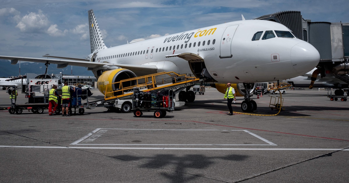 Un avion A320 de Vueling Paris-Ibiza dérouté à la suite d'un "problème technique"
