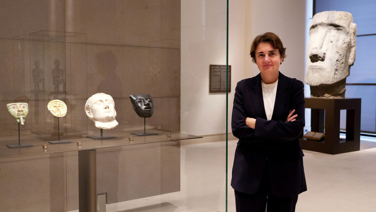 « Pour moi, la galerie d’Apollon était un dossier clos » : après le casse, la patronne du Louvre prête à « tenir le cap »