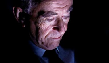 Trahisons, manipulations, surveillance… Les méthodes de Bernard Arnault disséquées dans «Cash Investigation» – Libération