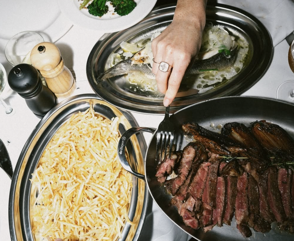 PASSAGE EN 2026, POSSIBILILITÉS FESTIVES…