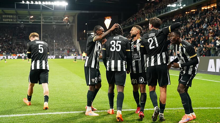 PRONOS PARIS RMC Les paris sur Angers - Nantes du 12 décembre