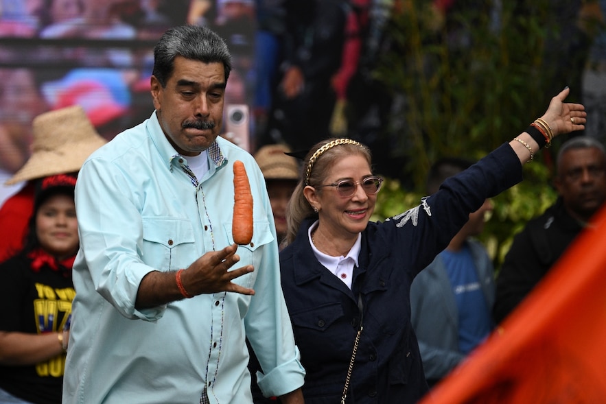 Le président vénézuélien Nicolas Maduro et son épouse Cilia Flores, le 10 décembre 2025 à Caracas