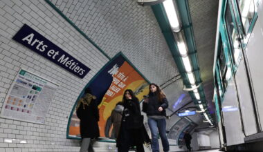 Profil du suspect, état des victimes, réactions… Ce que l’on sait de l’agression de trois femmes dans le métro parisien