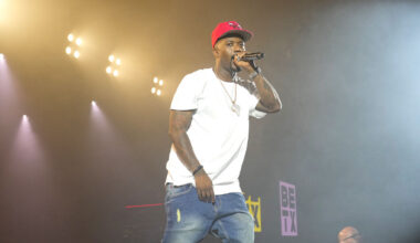 Le rappeur Ray J arrêté après avoir sorti une arme à feu lors d’une dispute avec sa femme diffusée en direct sur Instagram