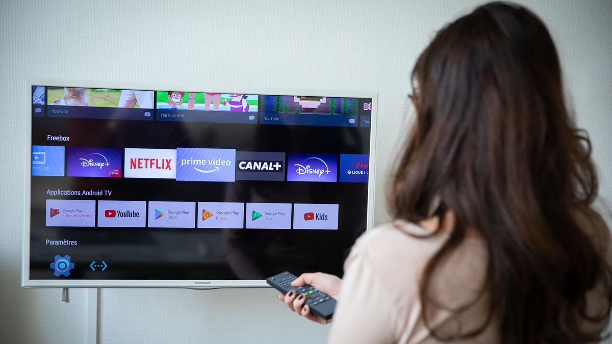 « Regarder un film en x2, c’est comme un shot de dopamine » : ces jeunes devenus accros à la lecture en accéléré