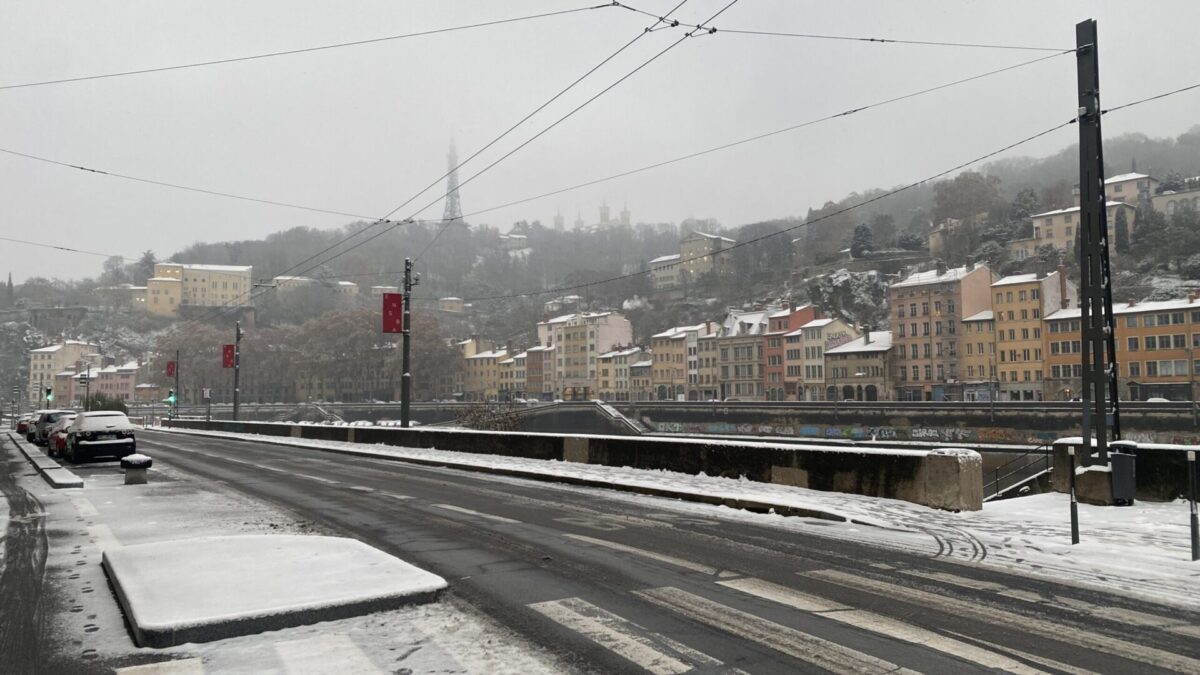 De la neige annoncée pour le réveillon de Noël à Lyon et une baisse des températures