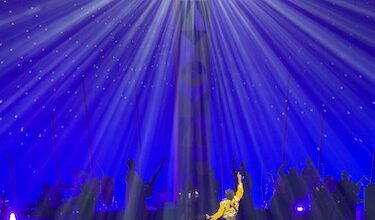 -M- et Lamomali à l’Accor Arena : un voyage musical sans frontières